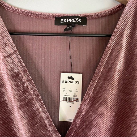 Express Long Sleeve Rose Dress Size Medium - Picture 4 of 8